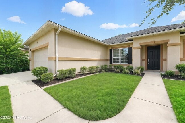 Building Photo - 1002 Wetland Ridge Cir