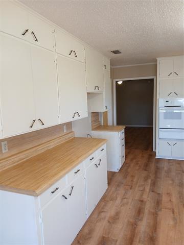 Building Photo - 614 Co Rd 2110