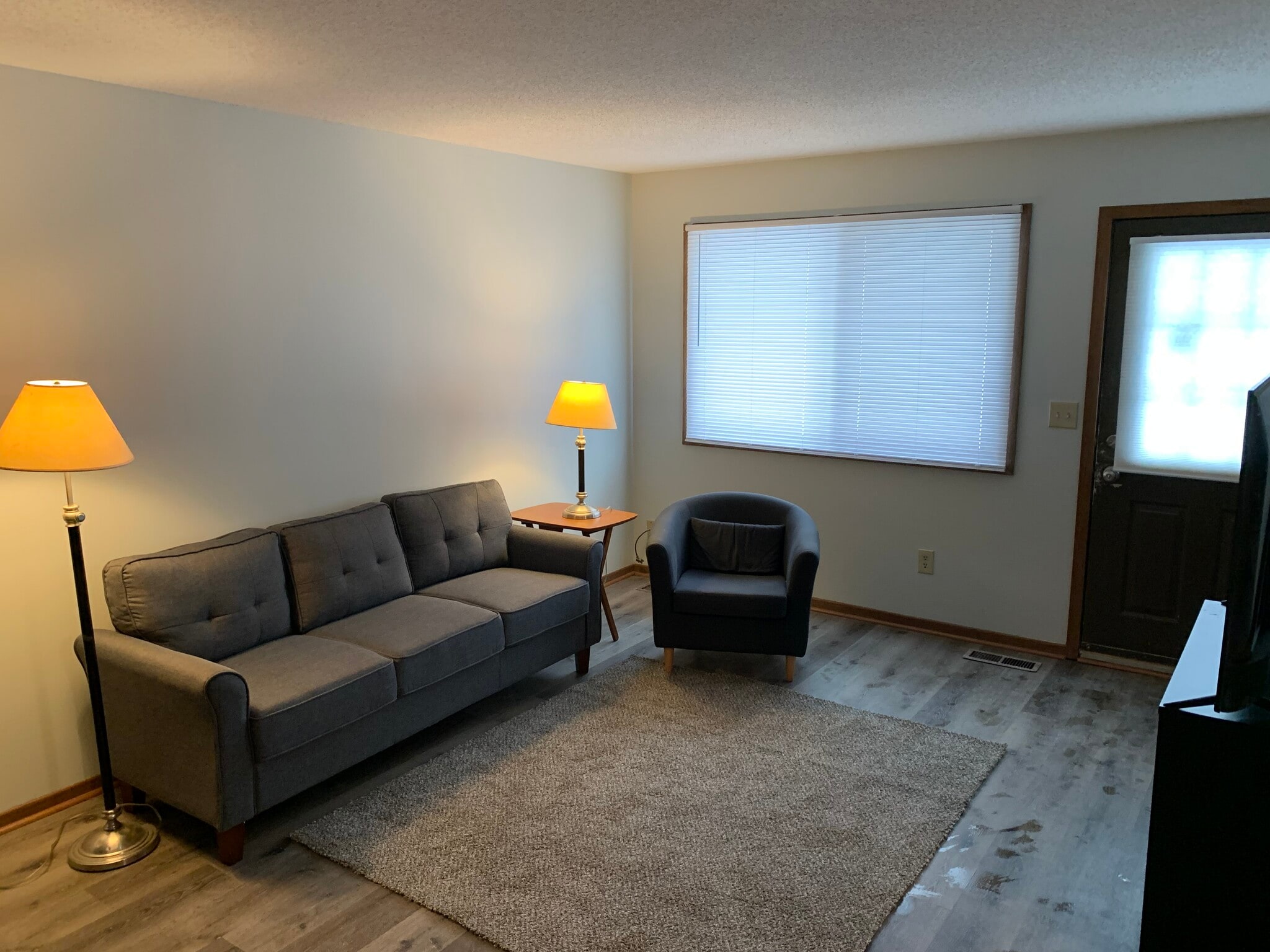 Building Photo - 2537 Brookdale Ln
