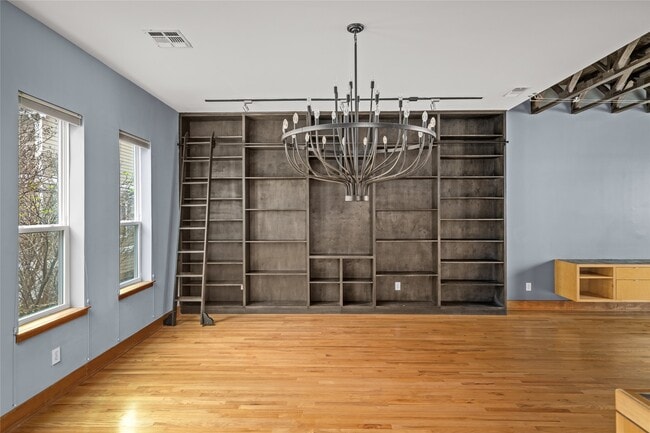 Building Photo - 224 Willard St