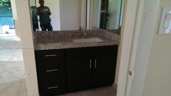 Building Photo - 18223 Oleta Dr