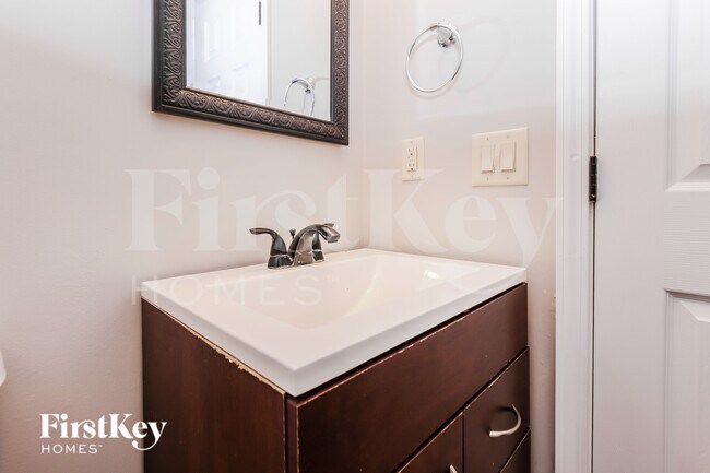 Building Photo - 4113 Winkler Way