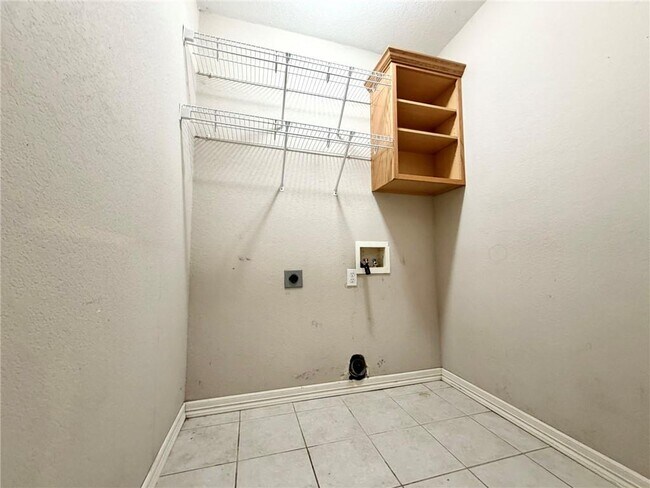 Building Photo - 2702 Drexelwood Dr