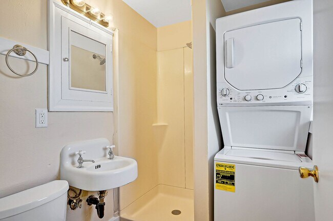 Building Photo - 19th - GPM351N-4