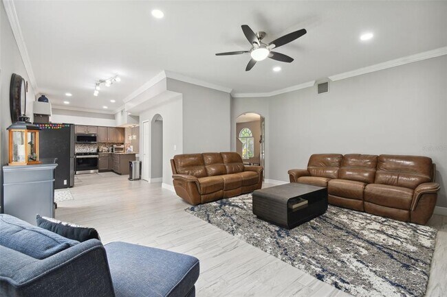 Building Photo - 19426 Sandy Springs Cir