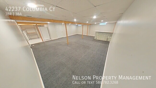 Building Photo - 42237 Columbia Ct