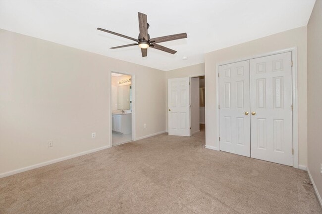 Building Photo - *Open House* 6/20 12-1 PM *