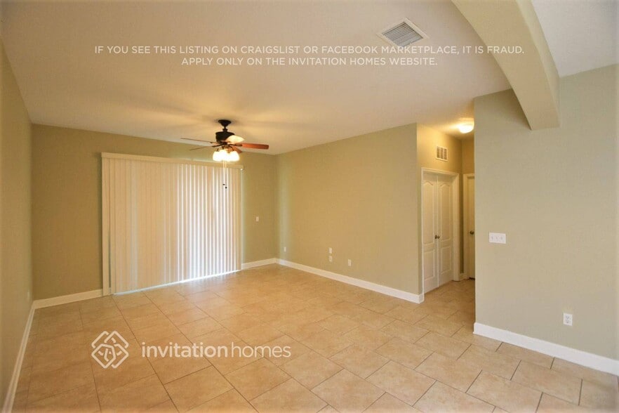 Building Photo - 12345 Ridgedale Dr