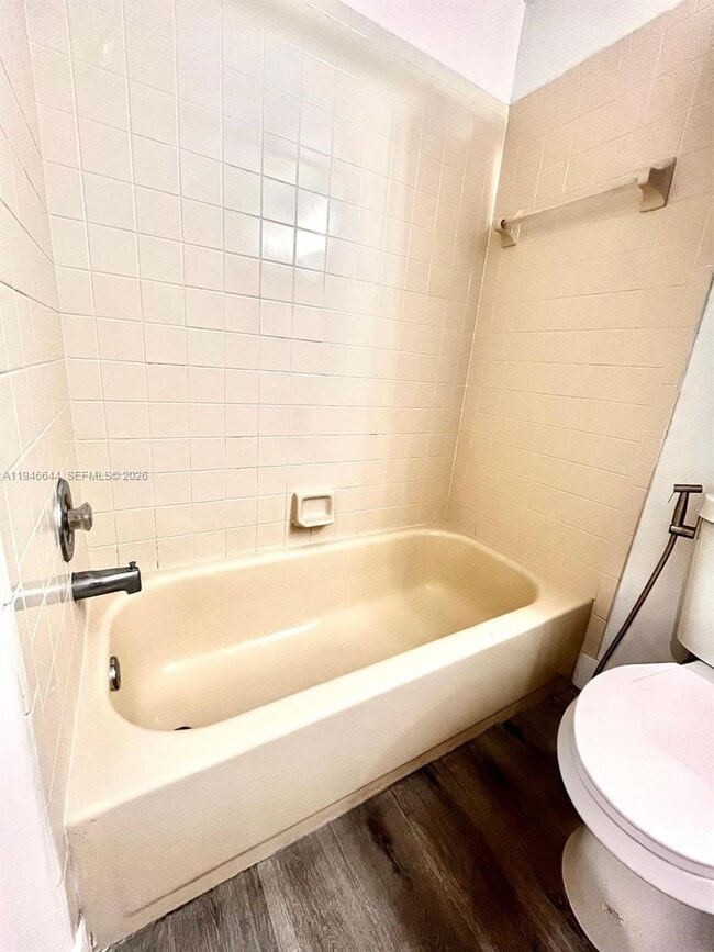 Building Photo - 1841 SW 176th Ave