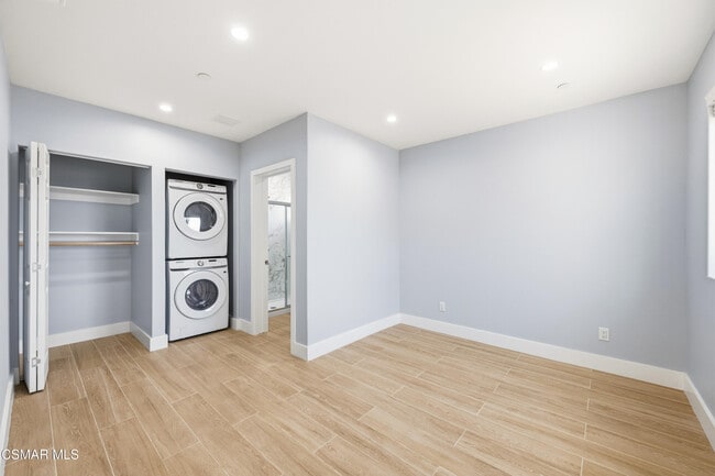 Building Photo - 13104 Filmore St