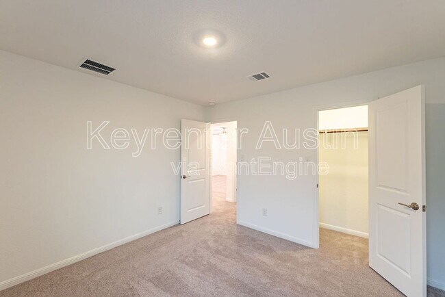 Building Photo - 210 Flowers Ave