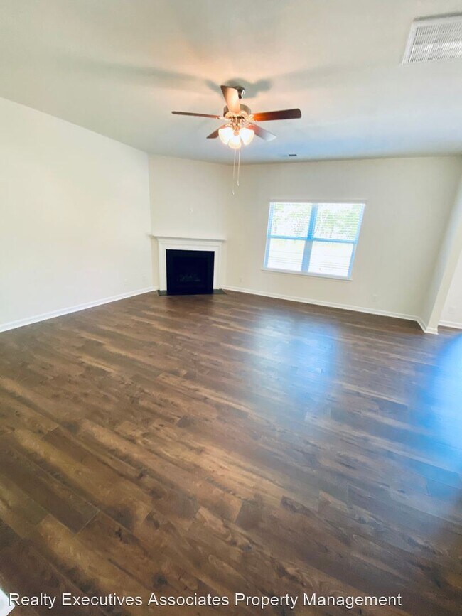Building Photo - 4 br, 2.5 bath House - 9729 War Admiral Lane