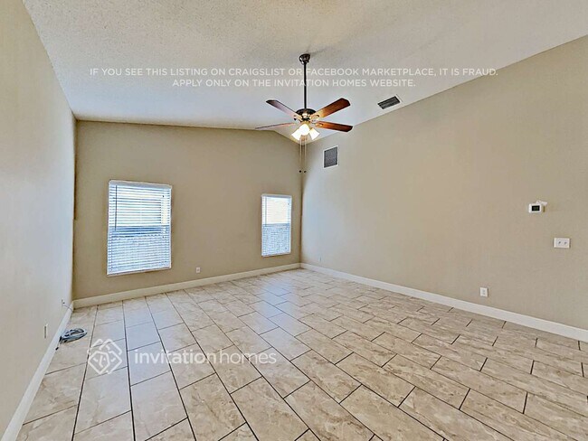 Building Photo - 641 Ridgewood St