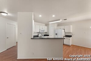 Building Photo - 8207 Galespoint