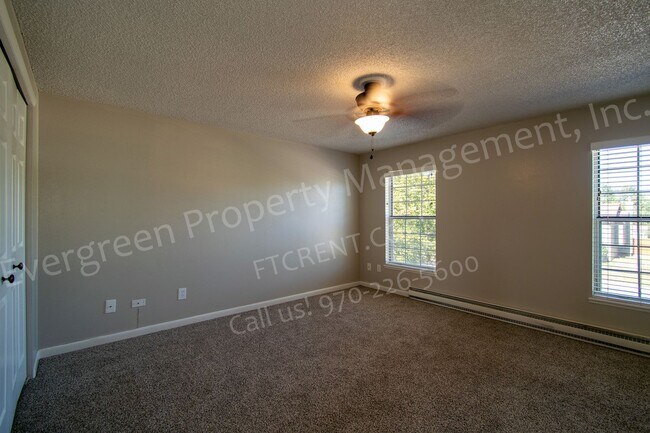 Building Photo - 661 Hanna St