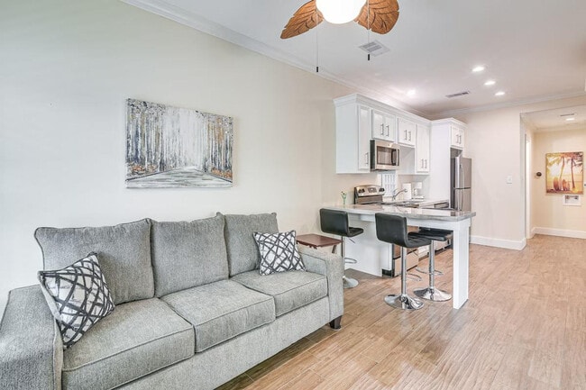 Building Photo - 1208 26th St