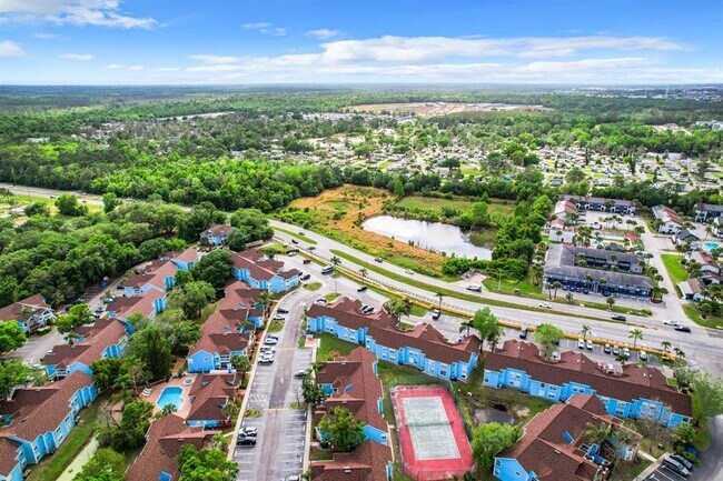 Building Photo - 2731 N Poinciana Blvd