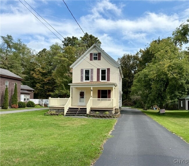 Building Photo - 37 White St