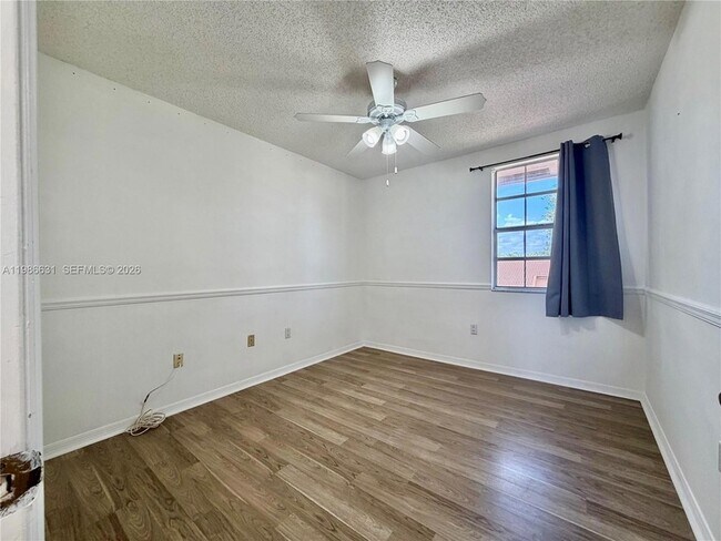 Building Photo - 12619 NW 11th Pl