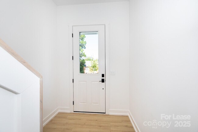 Building Photo - 505 Bowman Rd