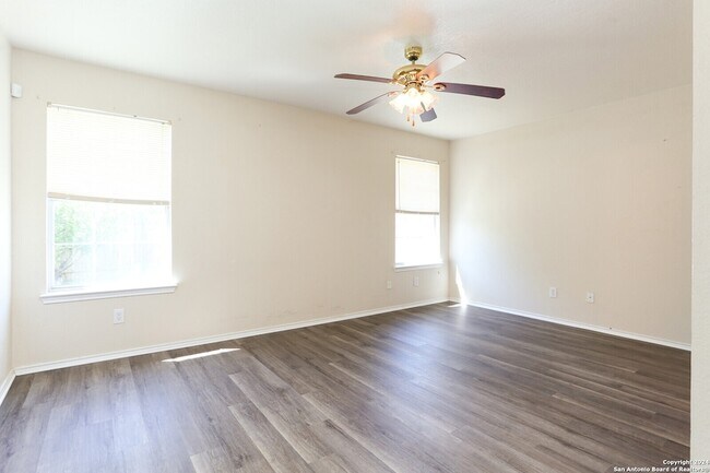 Building Photo - 11335 Branding Depot