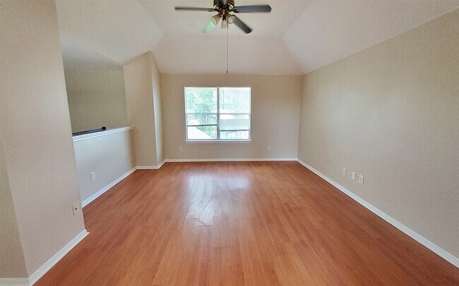 Building Photo - 2707 Sun Beam Ct