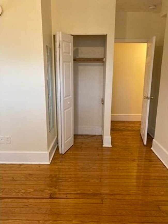 Building Photo - Brighton 4 Bed Available now