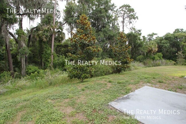 Building Photo - 1018 Ashentree Dr