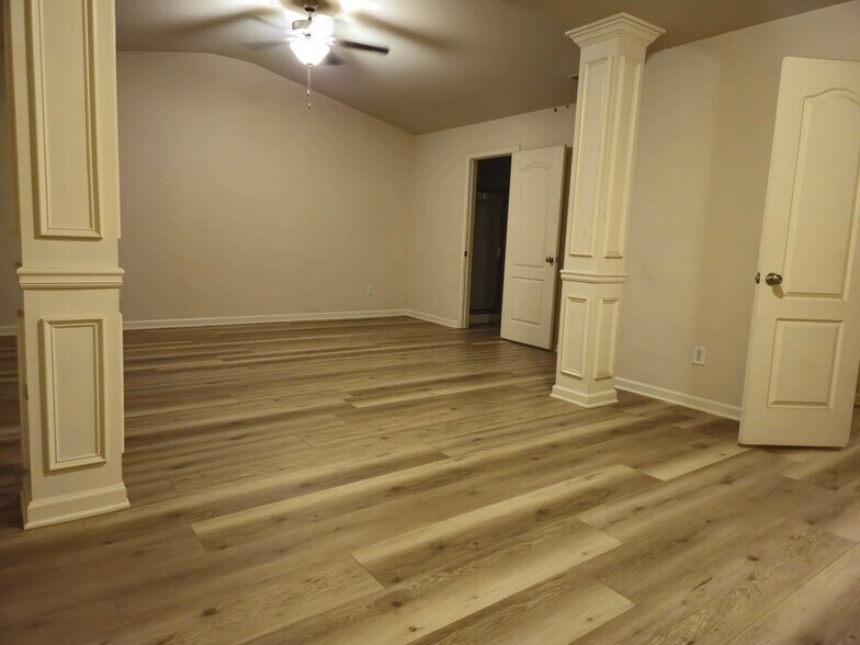 Building Photo - 3328 Sardis Bend Dr