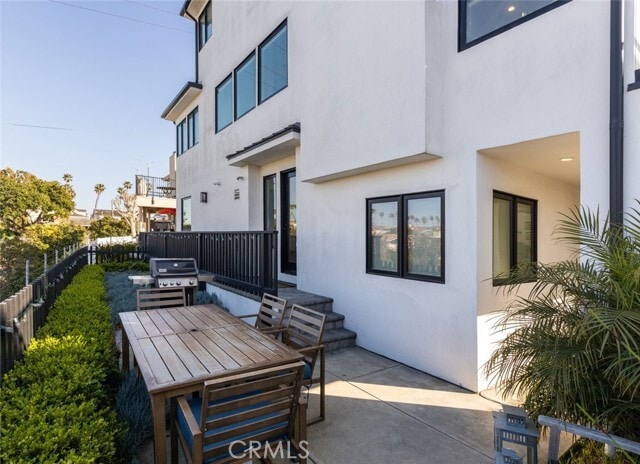 Building Photo - 314 Dahlia Pl