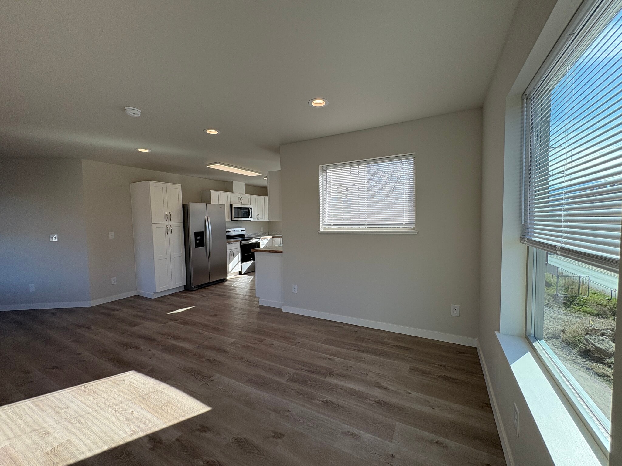 Building Photo - 2210 Arden Ct N