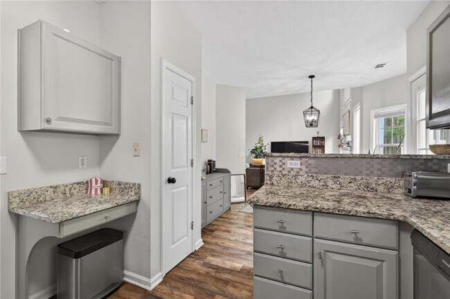 Building Photo - 3380 Serenade Ct