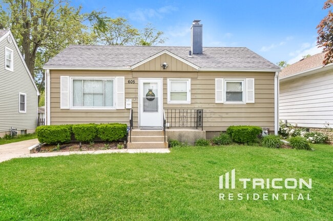 Primary Photo - 605 N Reed St