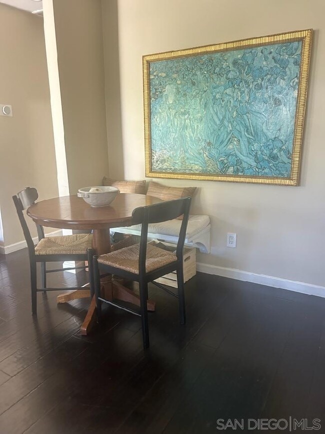 Building Photo - 357 Winsome Pl