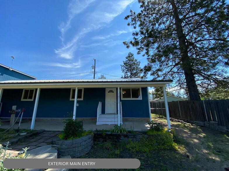 Building Photo - 10711 S Sprague St