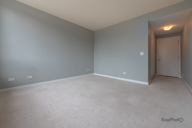 Building Photo - 1151 W Washington Blvd