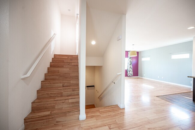 Building Photo - 8904 Harmony Hall Ave