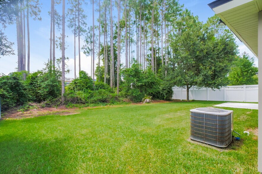 Building Photo - 165 River Dee Dr