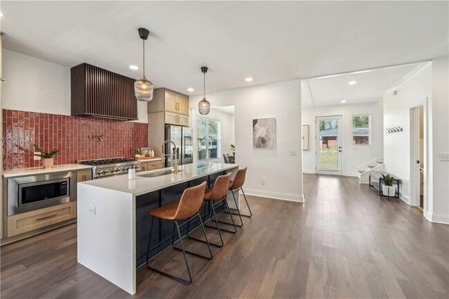 Building Photo - 3087 Alston Dr