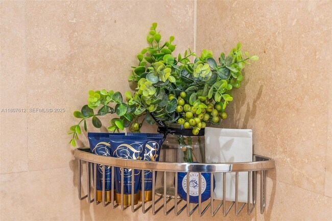 Building Photo - 4401 Collins Ave