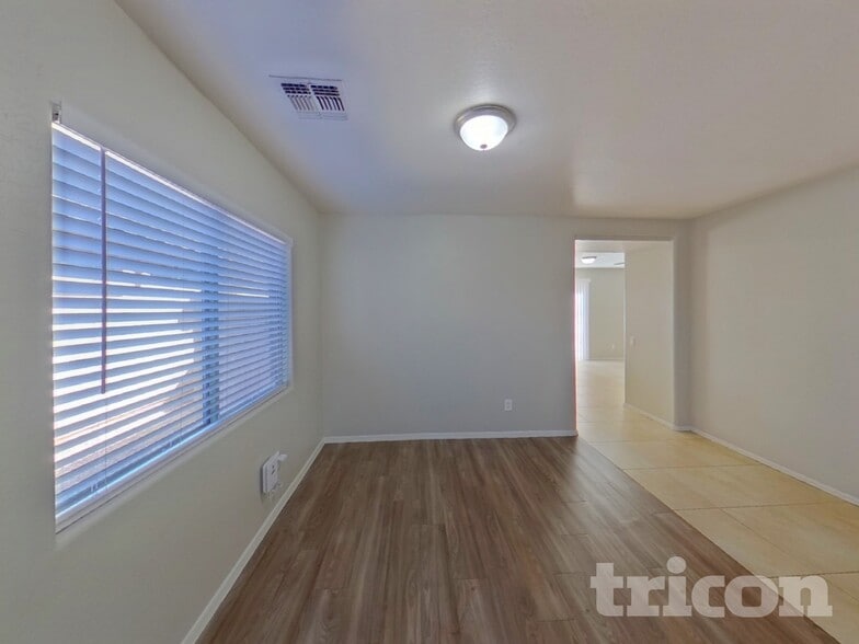 Building Photo - 19101 N Meghan Dr