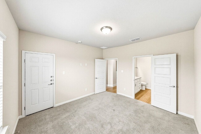 Building Photo - New Construction. Immediate Move In