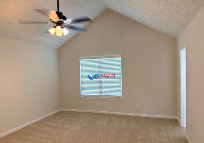 Building Photo - Newly renovated house in MILL CREEK cluster in Dacula