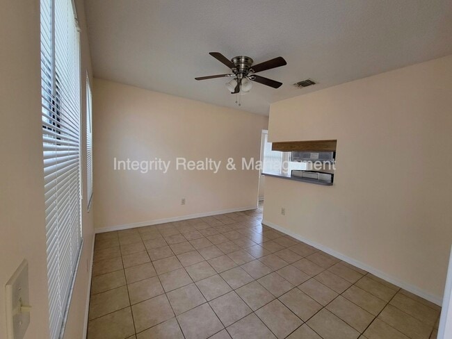 Building Photo - 7519 Allspice Cir N