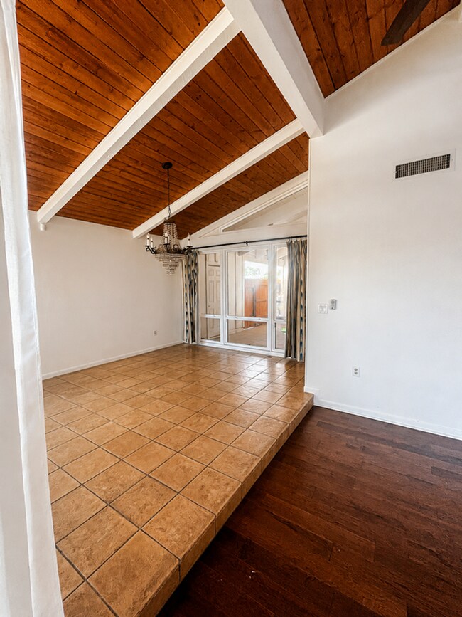 Building Photo - 5786 N.Woodson Ave.