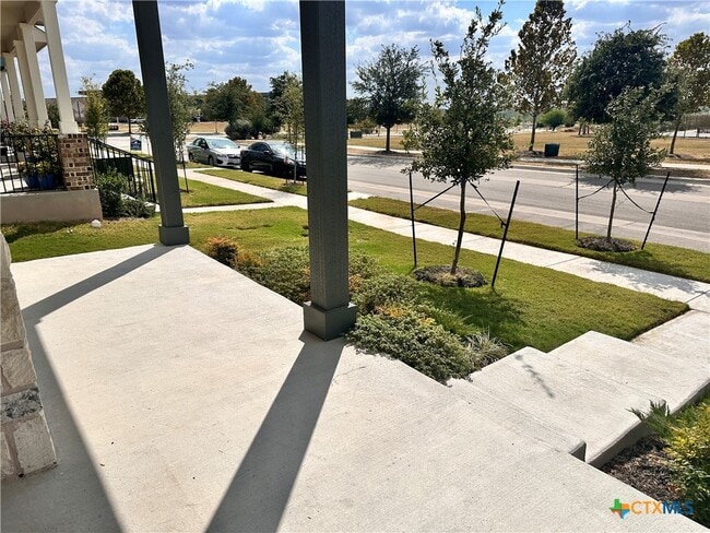 Building Photo - 124 Rollingwood Dr