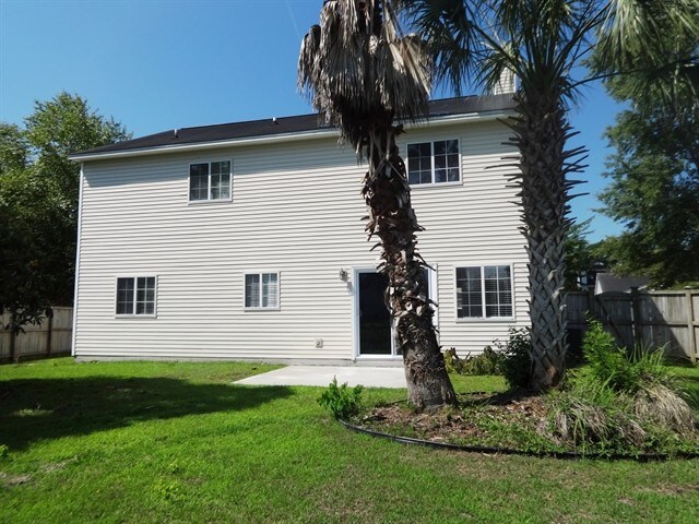 Building Photo - 8051 Old Hazelwood Rd