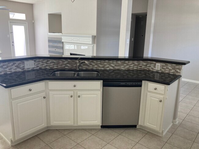 kitchen - 35 Auburn Path Dr