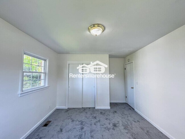 Building Photo - 2444 Tullibee Dr