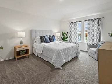 Building Photo - 501 Pineywood Trl